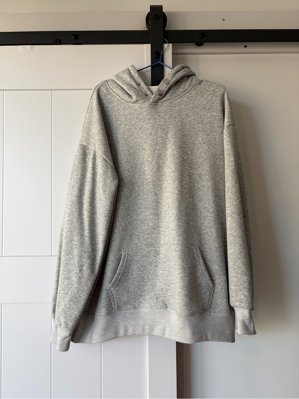 Men’s Hoodie – Heather Light Grey, Soft & Cozy (Like New)